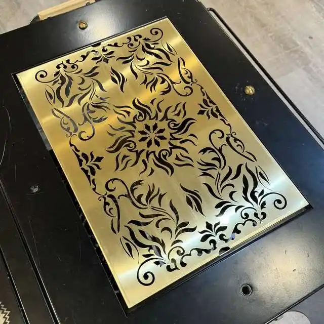 802products製IGT用真鍮天板「TRIBAL NAIN」デザインの製品画像