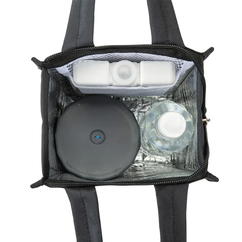 コールマン 保冷バッグ S/トート（2.5L）／収納例